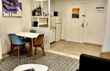 T3 Sauna Box-Parking gratuit Monplaisir-Lumière - Foto 3