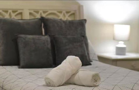 Family Home 20 min Disney 4BR Heated Pool BBQ - Foto 9