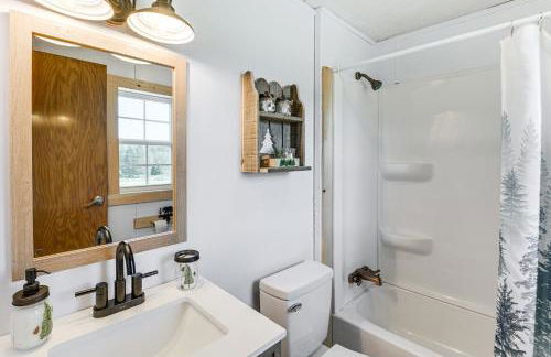 Pet-Friendly Perham Home Fire Pit and Trail Access! - Foto 15