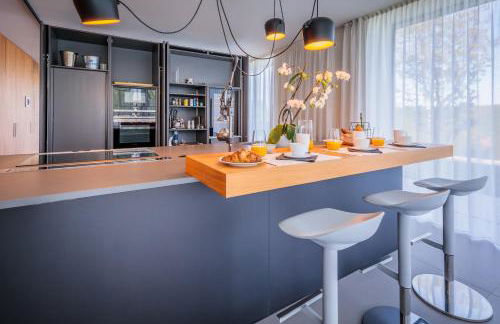 LUXURY VILLA RUBIN with Jacuzzi POOL GYM & SPA near Venice and Padua - Photo 9