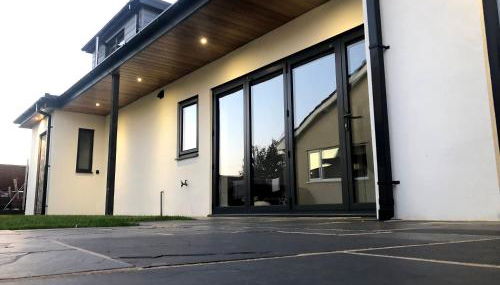 Surfers Lodge - Rest Bay, Porthcawl - Foto 2, Garden