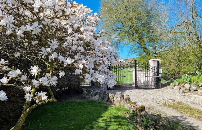 Shropshire - Riverside - Cabin - Sleeps 2 - Hottub - Foto 23