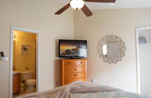 Super Mario Hideaway - Pool, Spa, Game Room Fun! - Foto 38