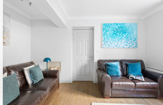 Bedford House Apartments - Photo 26