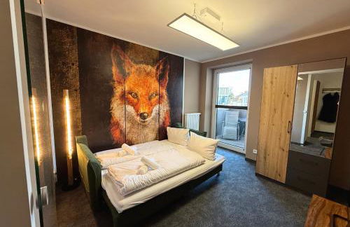 VYLD Fuchs Suite - Urban, Aufzug & Balkon - Foto 16
