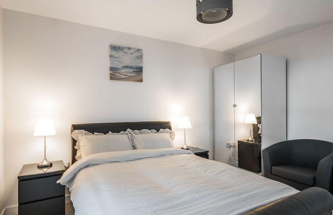 Central View Apartment - Photo 2