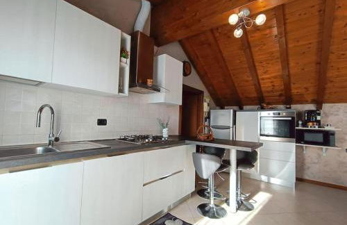 S&M APARTMENTS - Splendida Mansarda in Legno Nova Milanese - Monza - Foto 7