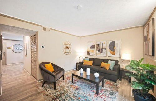 King Bed 5 min walk Truist Park The Battery - Foto 10