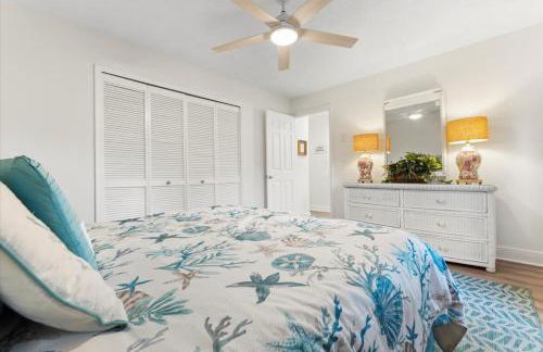 Waterfront - Private Pool - Pet Friendly - Photo 59