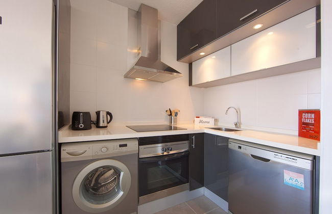 Studio in Marbella Steps From Sandy Beach - Photo 7