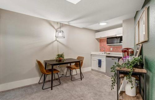 Institute Den Downtown Modern Basement Suite - Foto 26