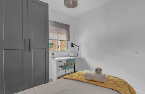 Malaga Apartment - Photo 14