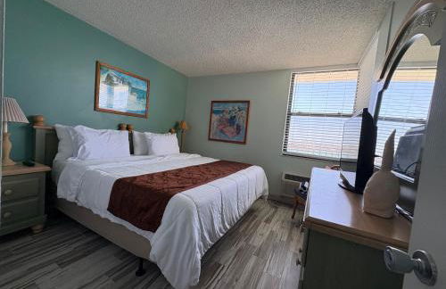 Lover's Key Beach Club by Check-In Vacation Rentals - Photo 62