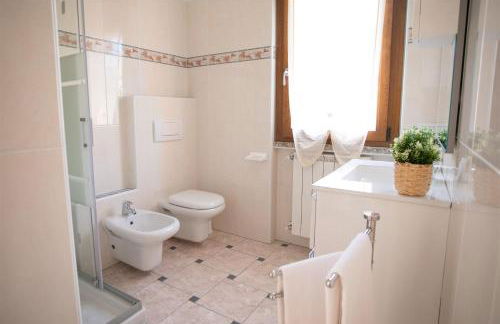 IseoLakeRental - Appartamento Iris - Photo 24