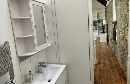 Lovely cottage in Penryn centre with parking - Photo 15