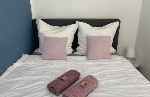 MiCasa OL - Deluxe Apartment mit Stil - Carport Stellplatz - Küche - WLAN - 3,7 KW Steckdose für E Auto - Terrasse - Photo 7