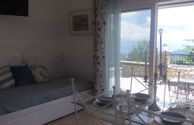 Estate Dafnopanagia Luxury Apartment - Photo 41