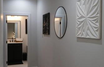 New Luxury 5BR 7BD Home Near Airport, Sleeps 10 plus - Foto 21