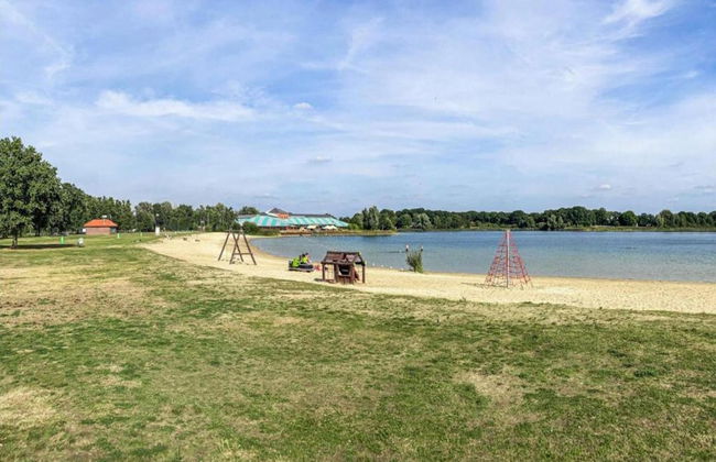 Bungalow in Veluwe Near Harderwijk - Photo 42