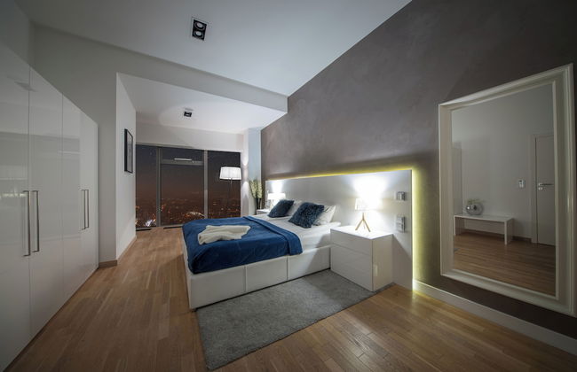 Sky Tower Apartments - Photo 68