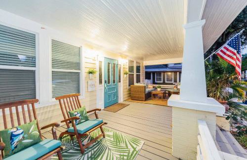 Luxe 3BR Retreat Nr Downtown & Pier Pet-Friendly - Foto 23