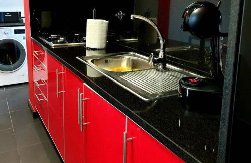 Hill & Sea House - Photo 5