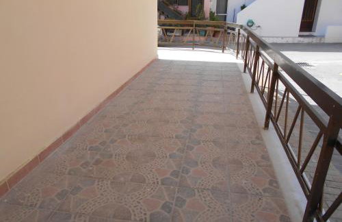 Village House - Photo 14