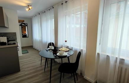 ELApart by Homely Stay - Moderne Apartments direkt im Stadtzentrum mit Self-Check-in - Foto 23