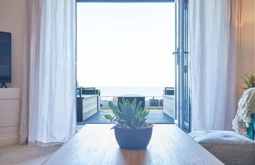 Host & Stay - 'Salty' Seaview - Foto 17