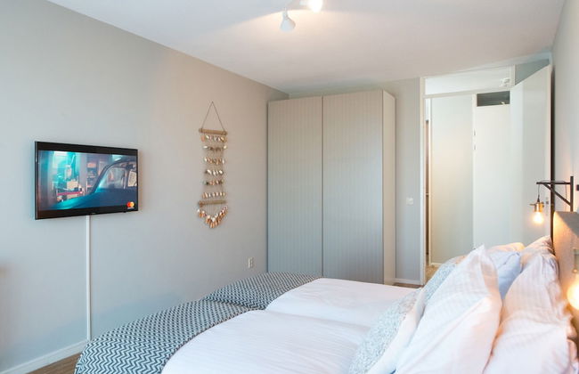 Two Room Apartment Overlooking the Harbor - Foto 17