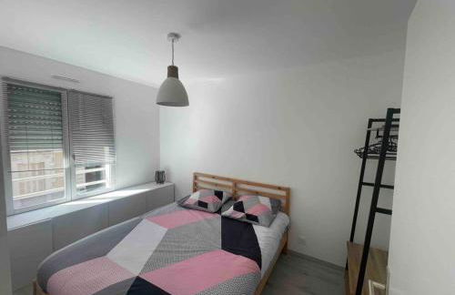 T2 Neuf en plein cœur de Rennes au bord de la vilaine - Foto 13