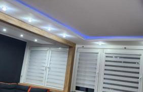 Ekskluzywny Apartament w Centrum z Klimatyzacją i Balkonem - Foto 4