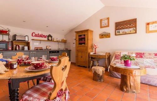 Gîte Accessible avec Jardin Fleuri près de Pornic, Éco-rénové et Équipé (Vélos, WiFi, Cheminée) - FR-1-306-957 - Foto 2