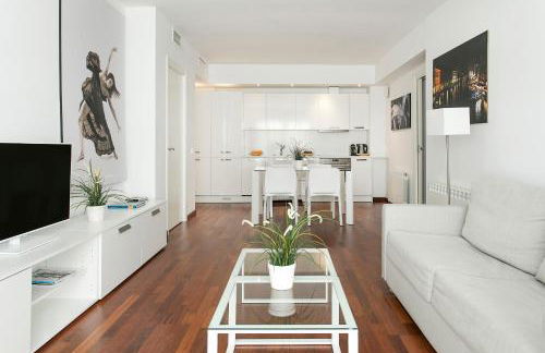 Glasir Homes Barcelona - Photo 8