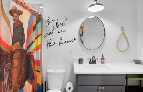 LaTexienda - 7min to A&M - Firepit - Volleyball - BBQ - Photo 29