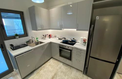 Holy 2 Bedrooms Apartment in Marousi - Foto 9