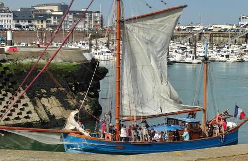 LE WELCOME vue port appartement plain pied - Foto 16