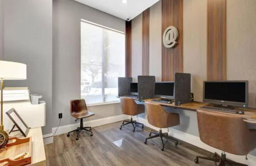 Stylish City Place WPB Escape King Bed and Den - Foto 56