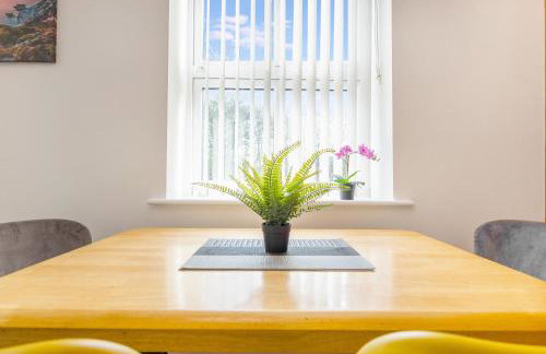 NEW! Stylish 5-Bed Apartment in Stockton-on-tees by Stay With Us, Perfect for Contractors & Large Groups, FREE Parking! - Foto 21