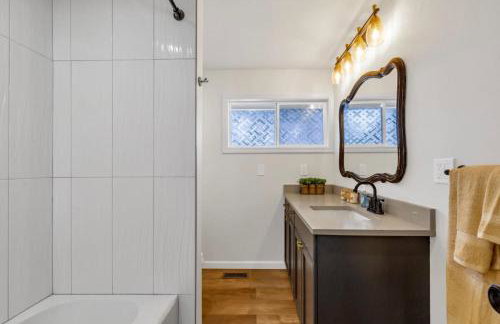 Hidden Renovated Garden Cottage Near Costco I99 - Foto 22