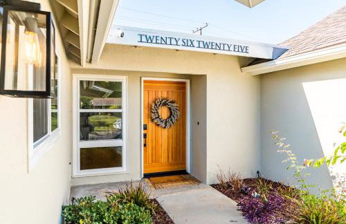 #Marbella Lane - Cozy Modern Home with Relaxing Design & Pool - Foto 69