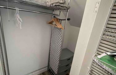 Cozy Home near O HARE fast internet 6 cars parking space - Foto 18