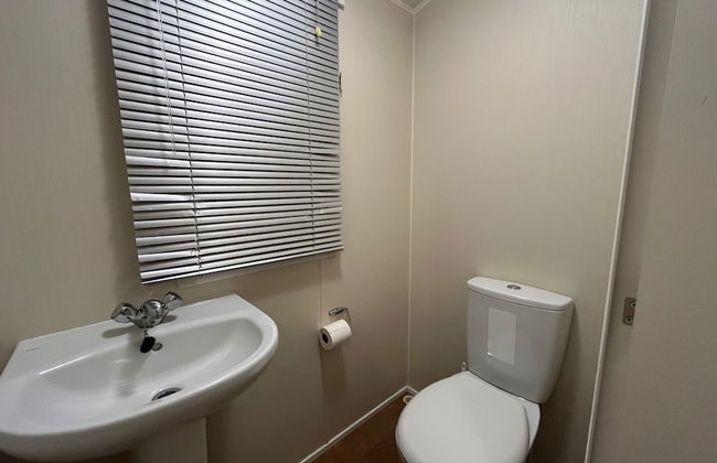 Premium Location - Sleeps 6 - Caravan on The Lakes - Foto 16