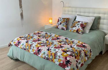 Appartement terrasse 4 à 6 adultes linge compris Les Epesses 3 min du parc PUY DU F0U - Foto 1