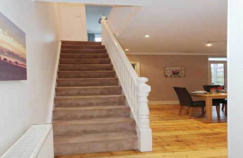 Lovely Victorian House - Photo 18