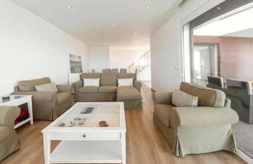 Poolside & Seaview Villa - Foto 4