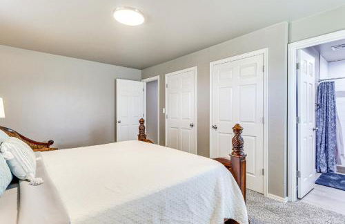 4 Mi to Dtwn Guthrie Family Home with Fire Pit! - Photo 8