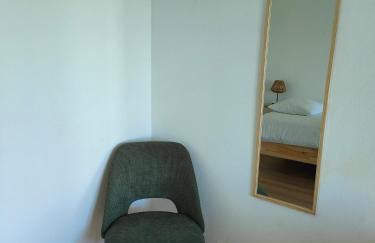 Vivenda Geminada com piscina a 10 minutos a pé da praia, by QoZzy - Foto 24