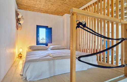 Blue and Green in Luxury - Photo 20