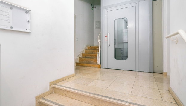 WHome Premium Family Apartment w/ Lift, AC & Barbecue - Foto 3, Entrada interior